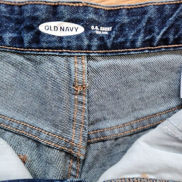 Old Navy High Rise Denim Short Shorts Size 10 Blue Raw Hem Button Fly - Picture 4 of 5